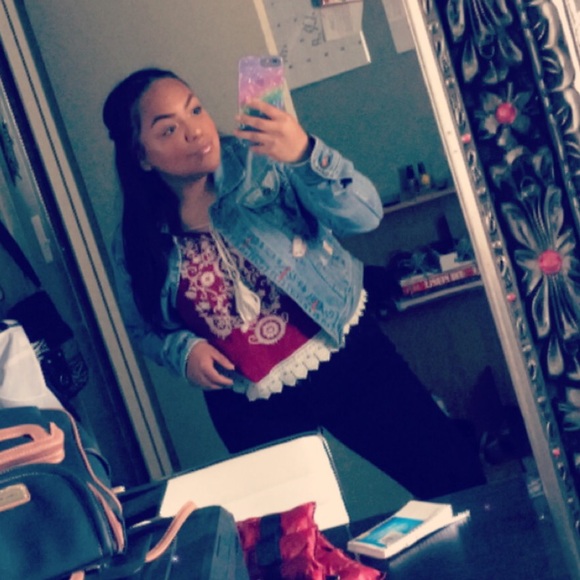 Meet your Posher, Monica - Picture 1 of 1